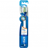 Зубная щетка Oral-B Pro-Expert средней жесткости 1шт - Фото