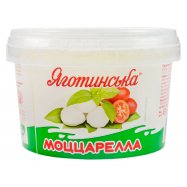 Сыр Яготинська Моцарелла мягкий в рассоле 50% 450г - Фото