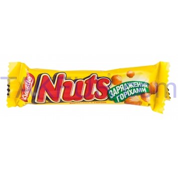 Конфета Nestle Nuts с целыми лесными орехами 42г - Фото