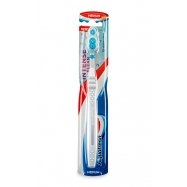 Щетка зубная Aquafresh Intense Clean средней жесткости 1шт Image - 3