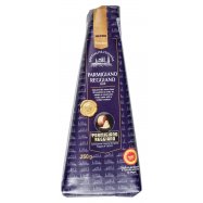 Сыр Metro Premium Parmigiano Reggiano Dop 32% 250г Image - 1